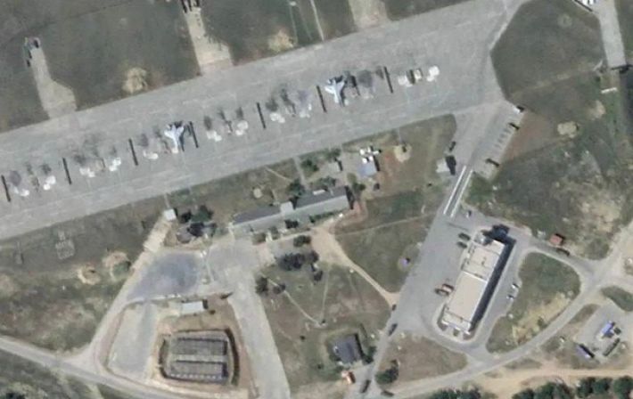 Появились снимки аэродрома Бельбек в Крыму после удара